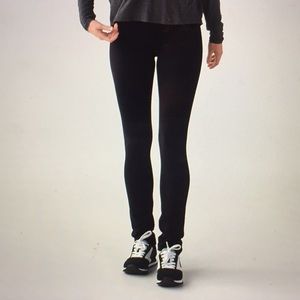 Lululemon Skinny Groove Pant